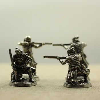  Alama Metal De Jocuri Samurai Japonez Figurine Miniaturi Pistolari Soldați De Jucărie Modele De Statui Decor Birou Ornament